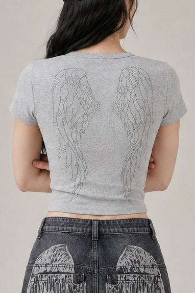 エンジェルウィングビジューロゴTシャツ