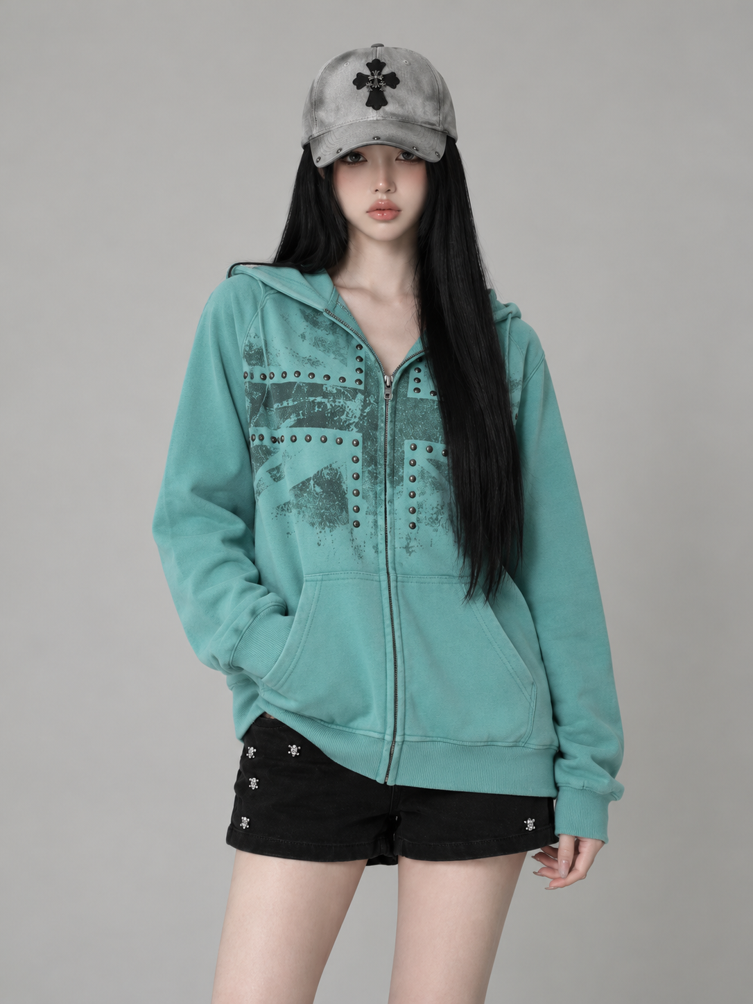スタッズグラフィックジップパーカー