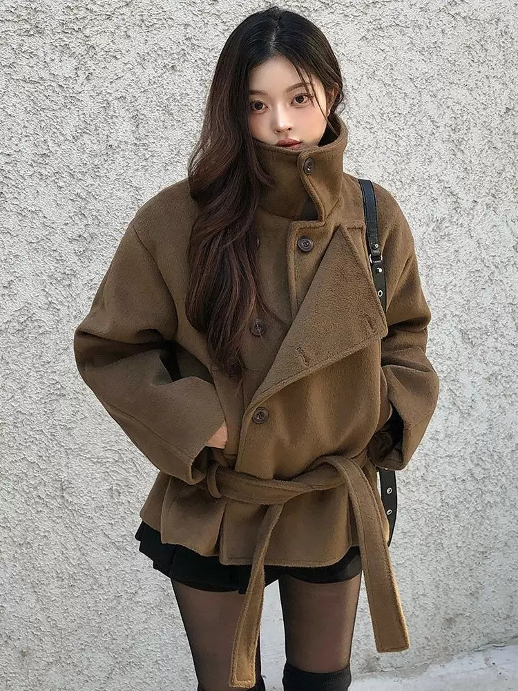 ベルト付きハイネックウールコート