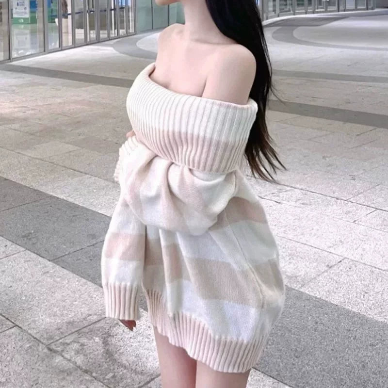 オフショルダーストライプトップス