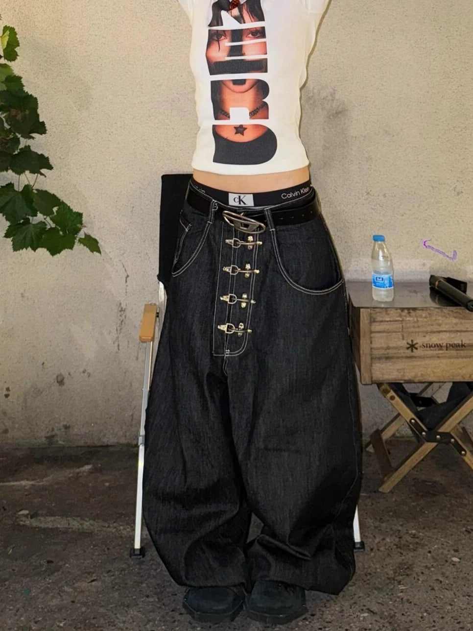 フロントバックルワイドデニムパンツ